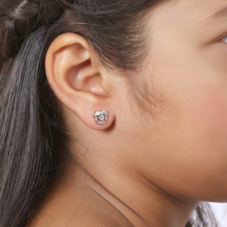 Minnie Mouse Kids Earrings - Image 3