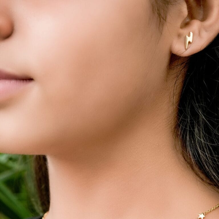 Potter's Lightning Bolt Girls Earrings - Image 5