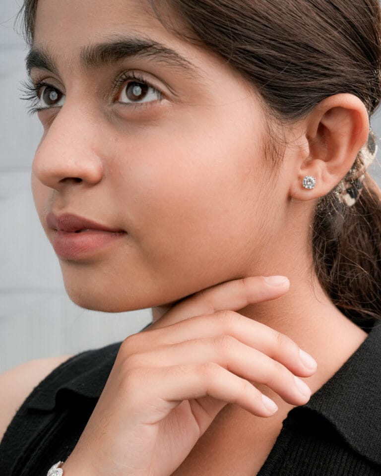 Classic Silver Studs Earrings - Image 4