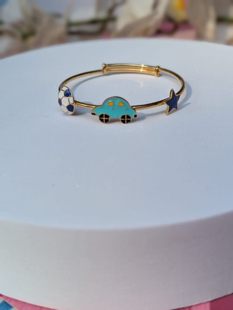 Car, Football & Star Bangle - Image 3
