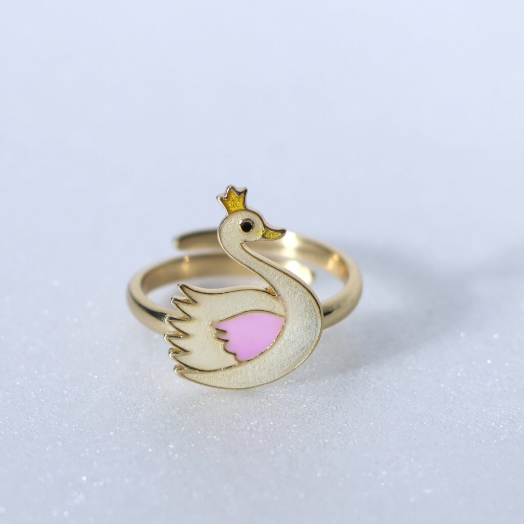 Swan Glow In The Dark Ring