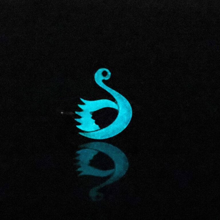 Swan Glow In The Dark Ring - Image 2