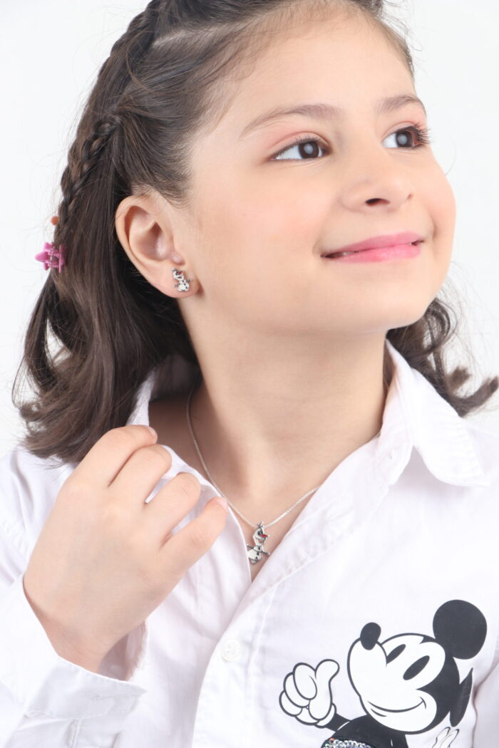 Olaf Glow in the Dark Pendant - Image 5