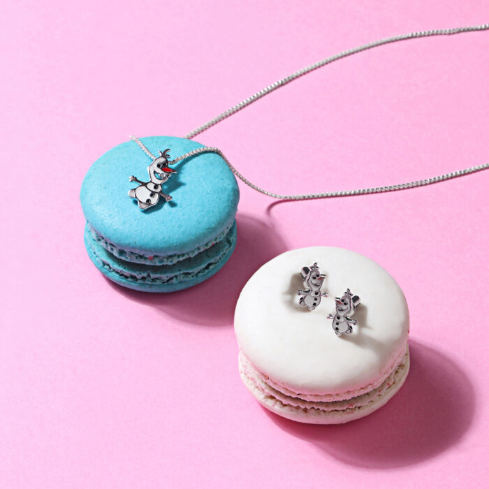 Olaf Glow in the Dark Pendant - Image 2