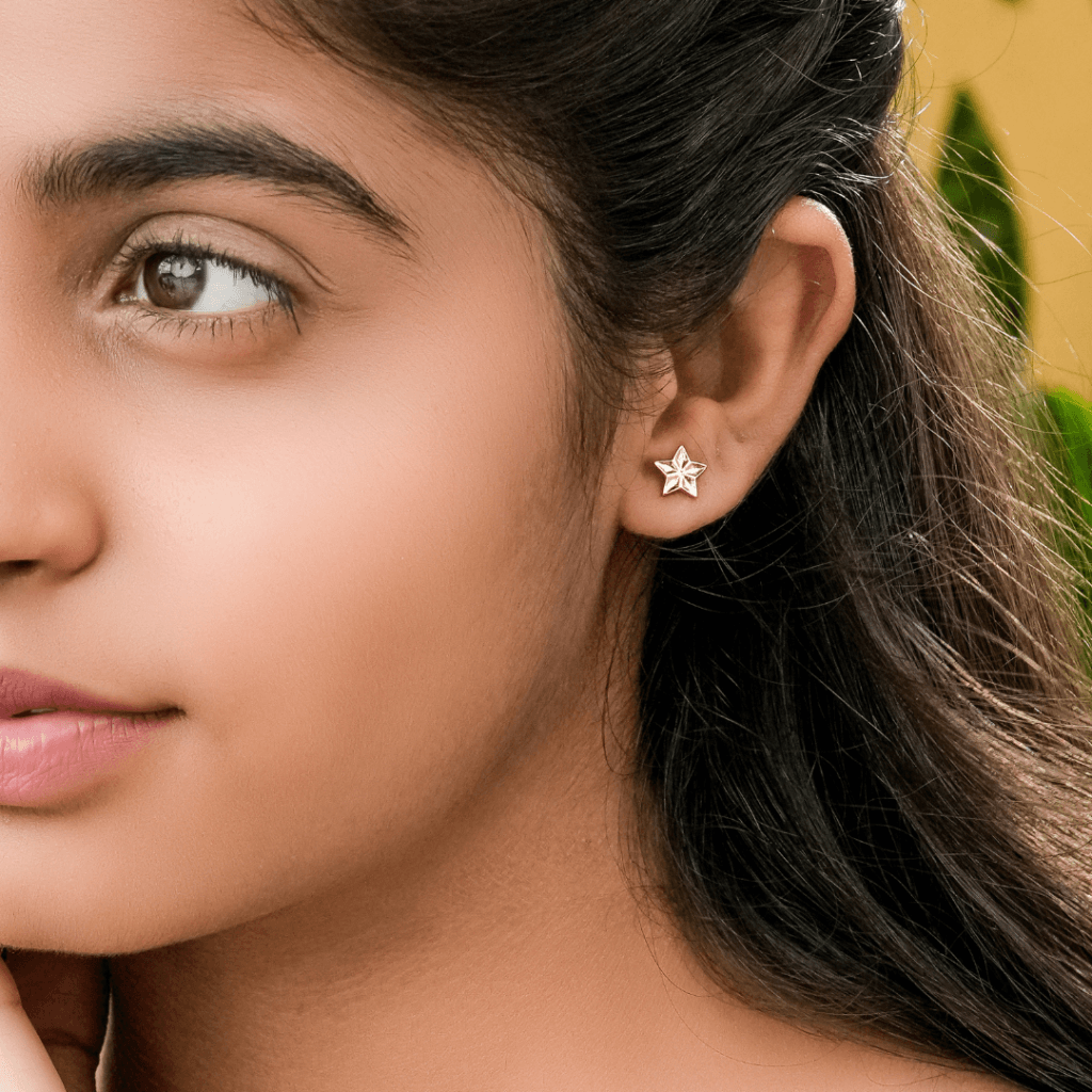 Dainty Star Earrings in Gold Plating for kids & mums